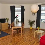 Grosse-Fewo-Dresden-Neustadt-Zentrum-L9